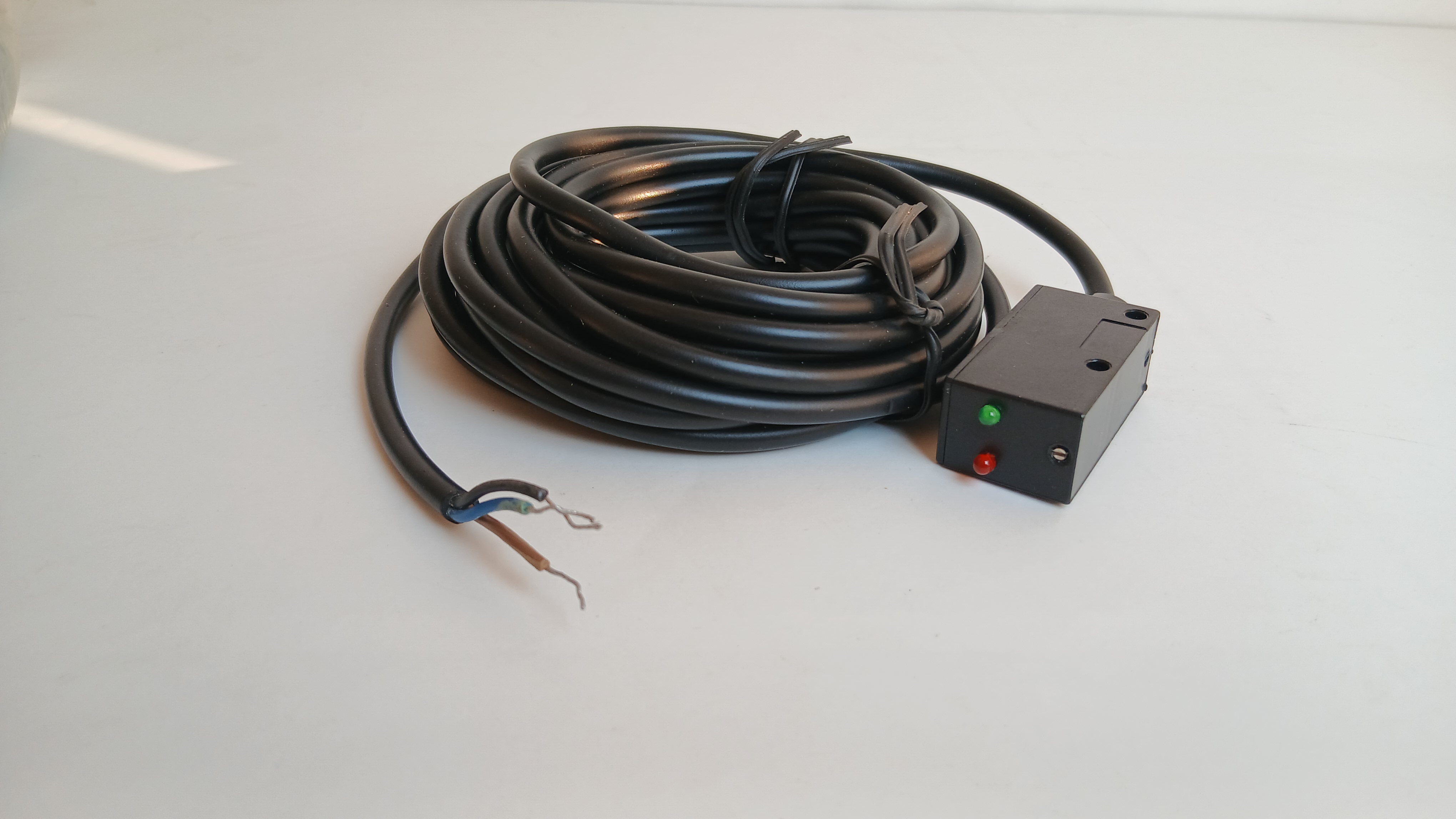 سنسور القایی مکعبی 10سانت