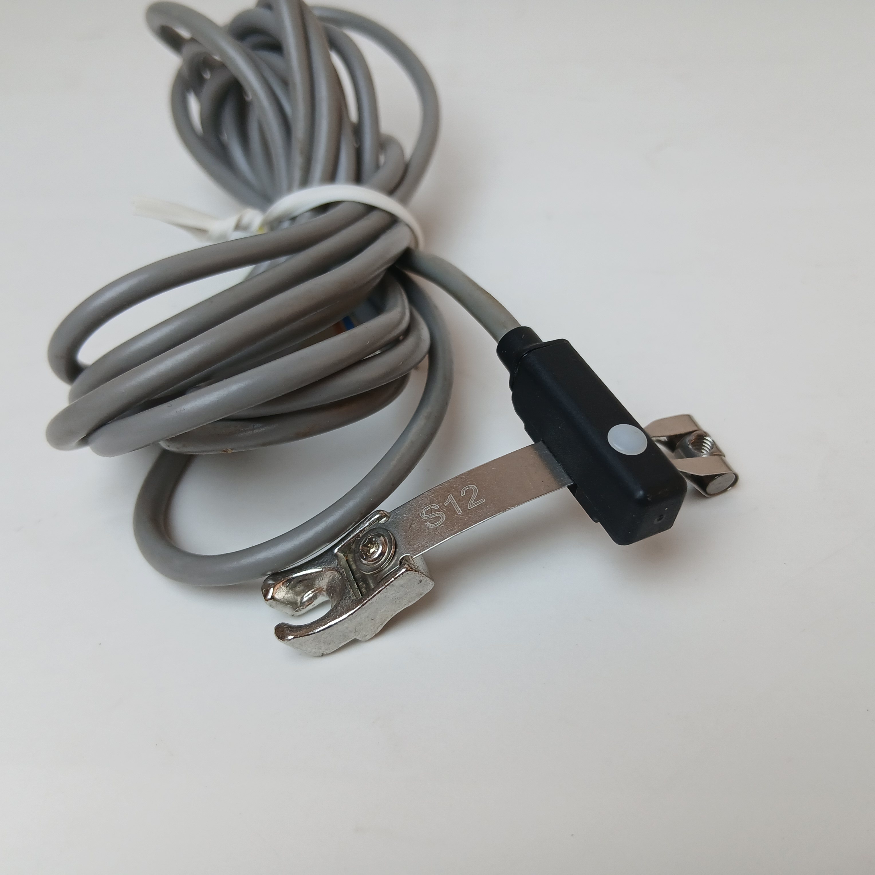 پروکسی مگنت دوسیمه CSM