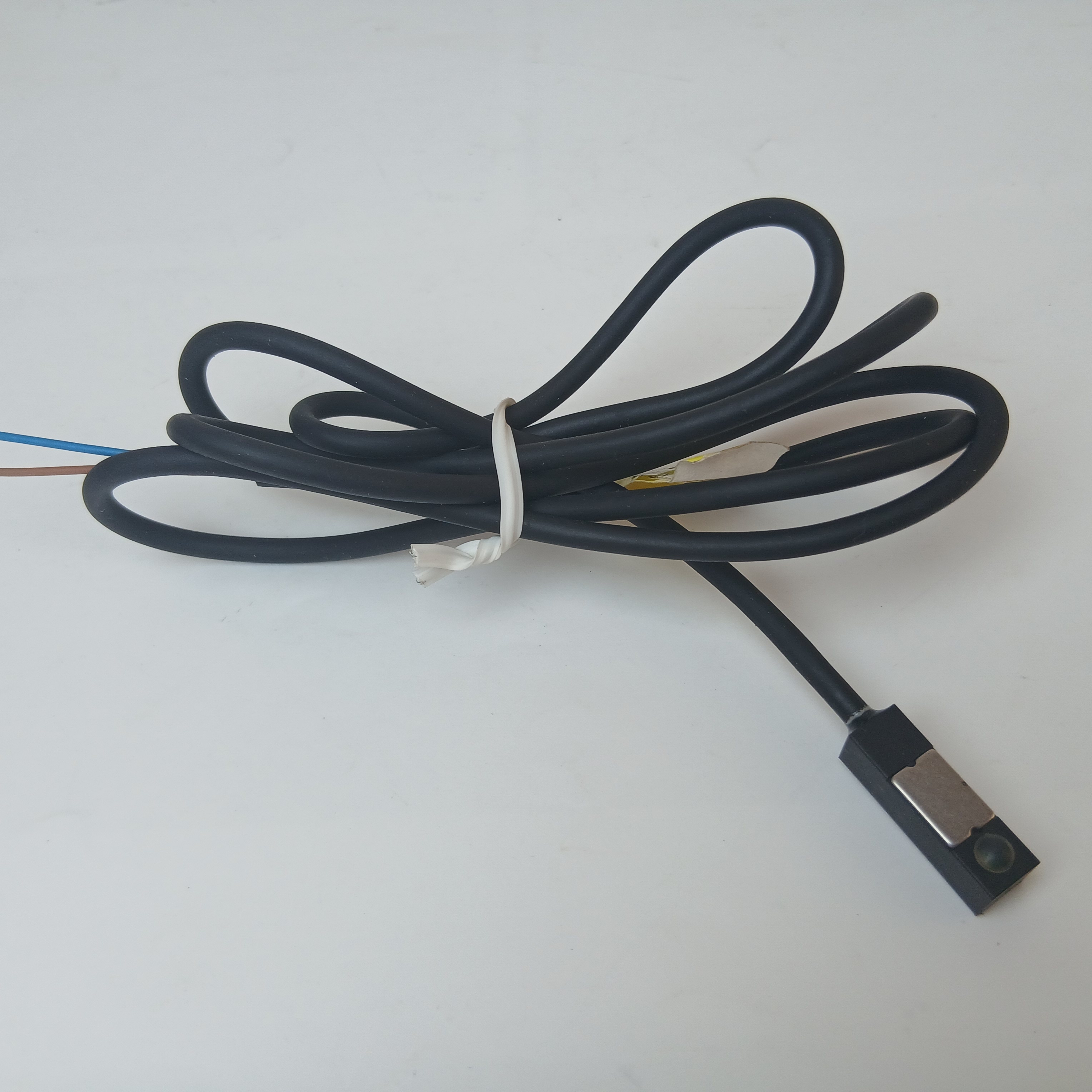 سنسور  جک پنوماتیک CSS