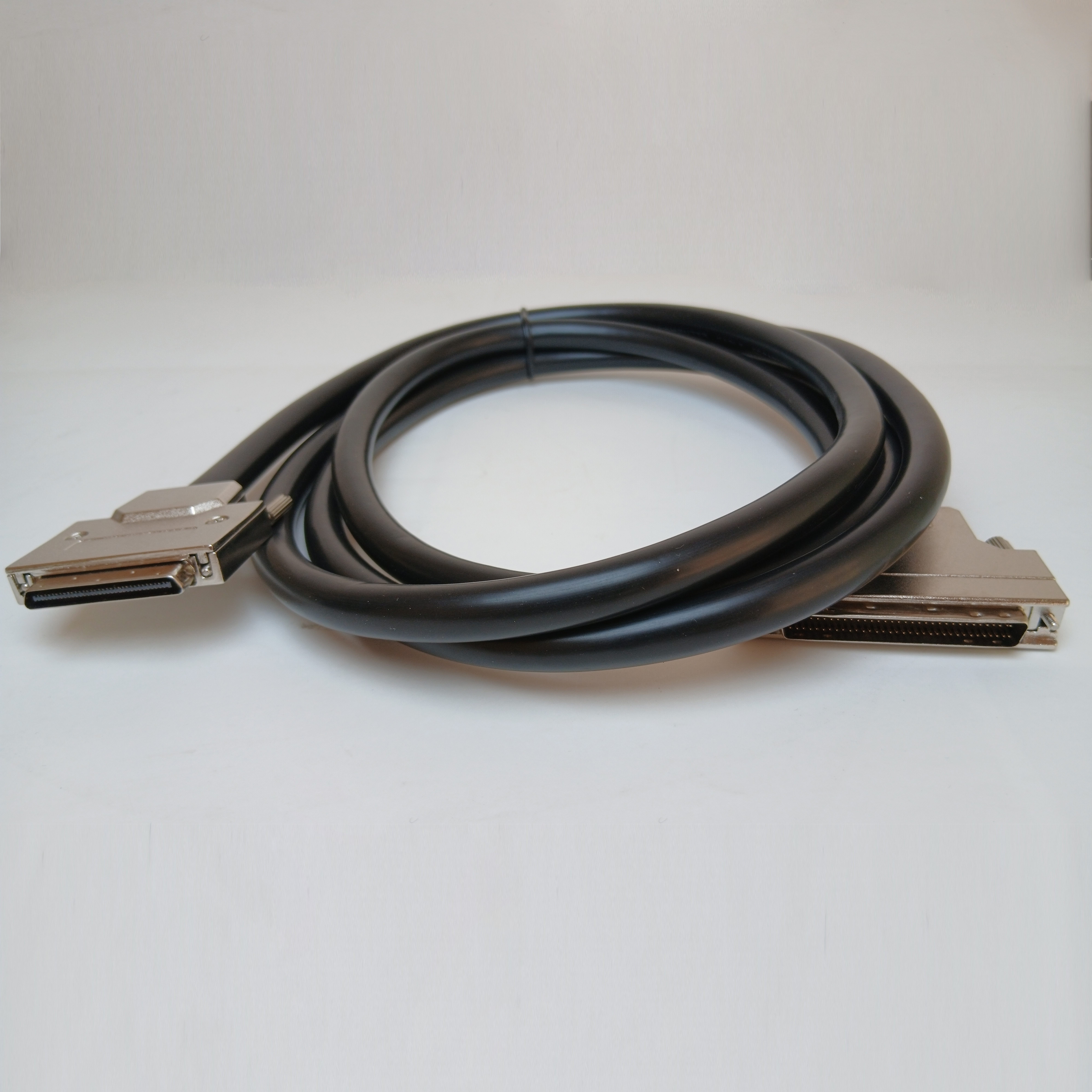 کابل 68 پین VHDCI به SCSI